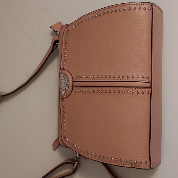 Like New Brighton Beckman Organizer Purse Color Buff Nude Pebbled Leather - Picture 11 of 11